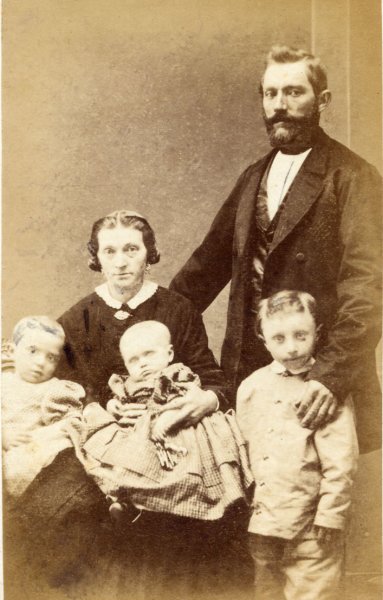 corneliusfokkesfockens18251891ijktjenantkesdallinga18261867nantkopieter1859margaretha18611952imkea18641935winschoten1865.jpg