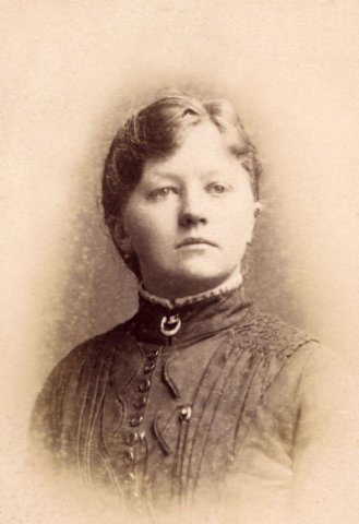 hinderikaharmsluursema187119412.jpg