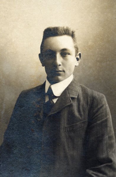 adolfheeres18881965evgrietjehoving189419482.jpg