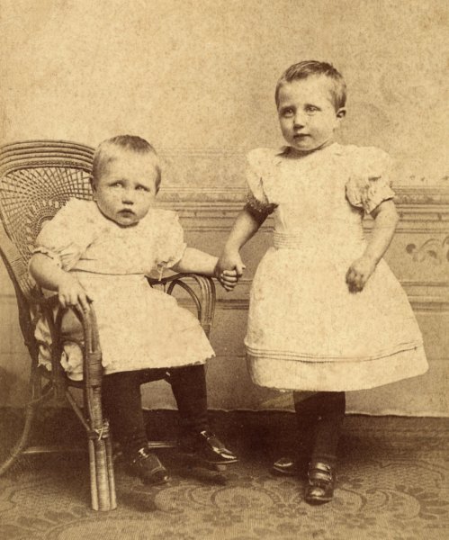 alideelizabethstikker18951972enannaalidebouwinestikker18941969.jpg