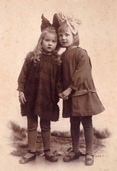 annajacobaalberta19251979enhaarzusjefoskeajacoba1920tichelaar.jpg