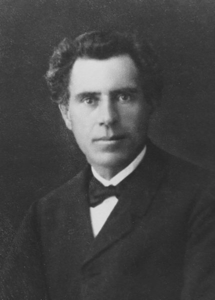 sebovanhouten18741960manvanwoltjealidahamster18741960.jpg