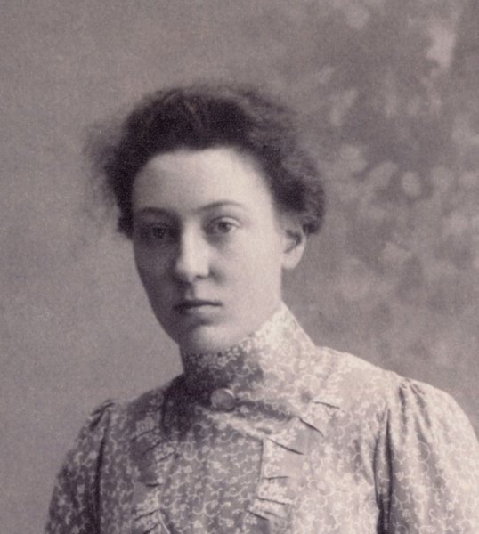 christinamariadullemond1884.jpg