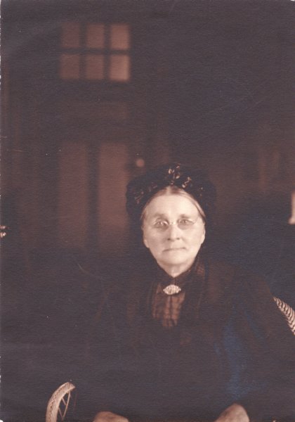 grietjejelmersdoornbos18401923.jpg