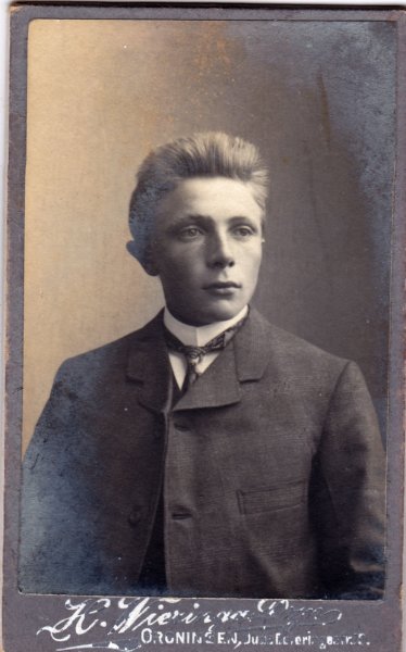tjassevanhoorn18881973.jpg
