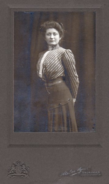 magarethageertruidamagreetwierenga18911982vrouwvanjanneshermanwinter2.jpg