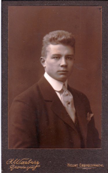 allertelema18951945manvangerardinafrederikaversteeg18991981.jpg