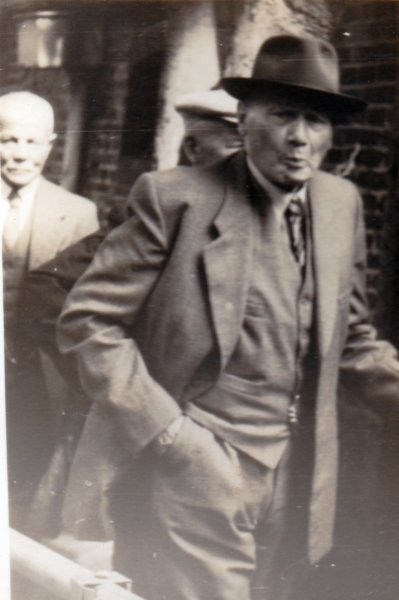 albertmulder18811965tijdensbejaardenreis2.jpg