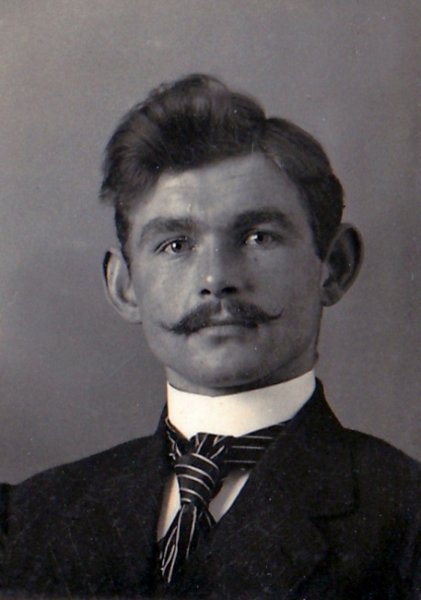 leendertklaassmith18901973manvanaaltjemakken18931976.jpg