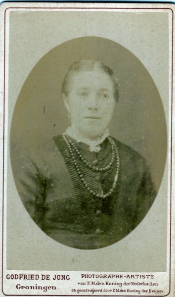 geertruidonnestammens18591932vrouwvanariendoornbos18561894.jpg
