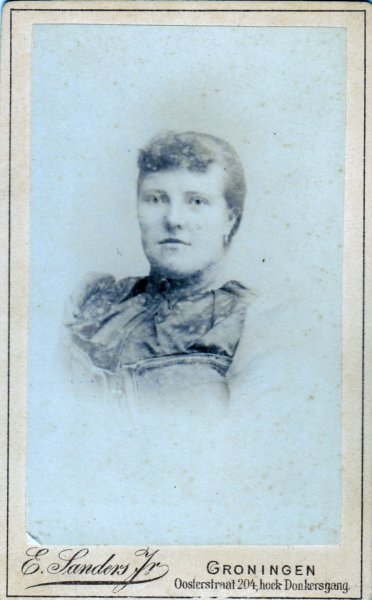aagtjeboukema18701951vrouwvanberendwesterdijk18661927.jpg