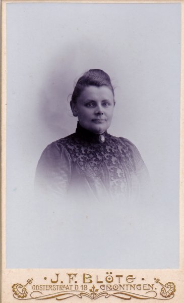 annabouma18721947vrouwvanjacobdoeweelema18621933.jpg