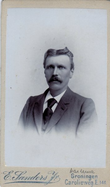 berendharkema18581924manvanmartjeschillhornvanveen18531929.jpg