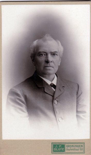 sieuwertschillhornvanveen18491932manvanelskelinabouwinawiersema18571938.jpg