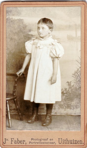 anniebaurema.jpg