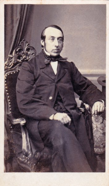 pieterhoogendoorn18241905manvanmarigjedekker18301895fotovoor1885gemaaktingorinchem.jpg