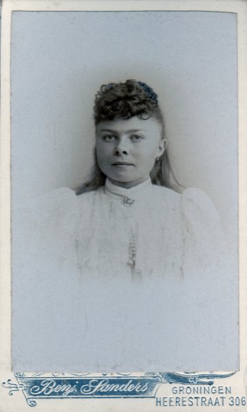 siedonaannettevenhuizen1911vrouwvanjargjanpettinga19091984.jpg