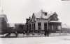 rentenierswoningmetkoetshuis1908mogelijkvanjannicolaasdusseldorp18751943hoogtjestraat1teusquertovergangsarchitectuurmetchaletenartnouveaustijlelementen_small.jpg