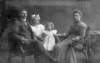 willemkornelisdusseldorp18791956henderikaeleonoradusseldorp19041989hiddapieterdinadusseldorp19081967enjohannapieterdinalantinga18811974_small.jpg