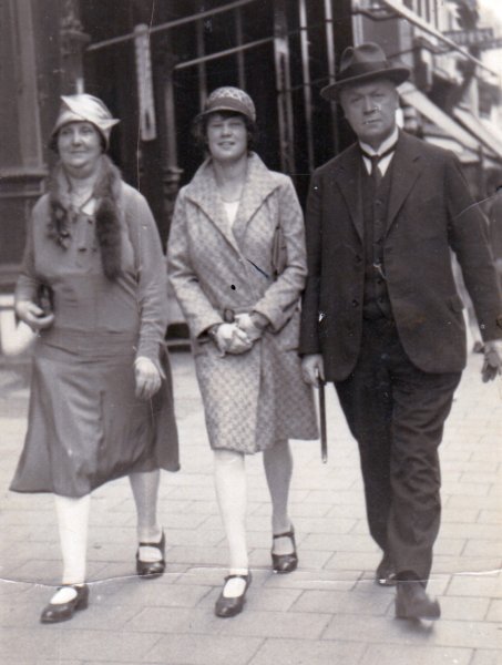jankeoudsburg18781946pieternellagepkegorter1913hendrikgorter18751955.jpg