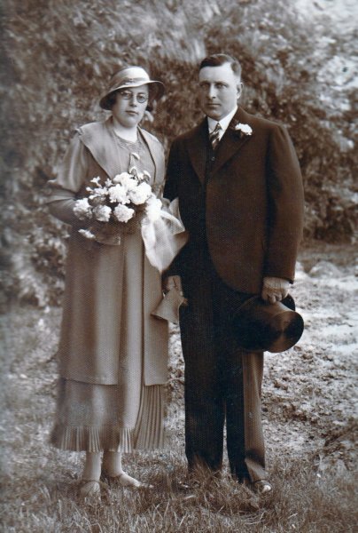 migchielelema18951949enbouwinahuizinga19061981.jpg